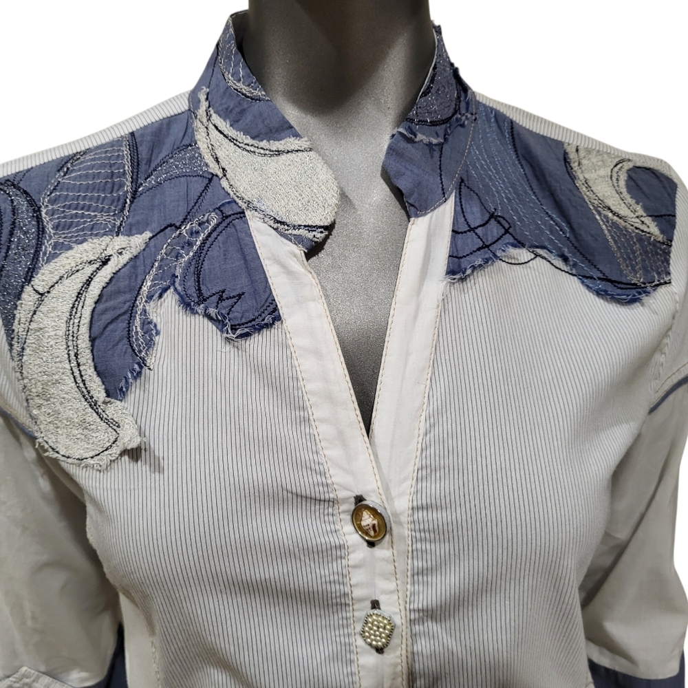 102. Elisa Cavaletti Blue and White Button Down Shirt - Size Medium - Picture 2 of 9